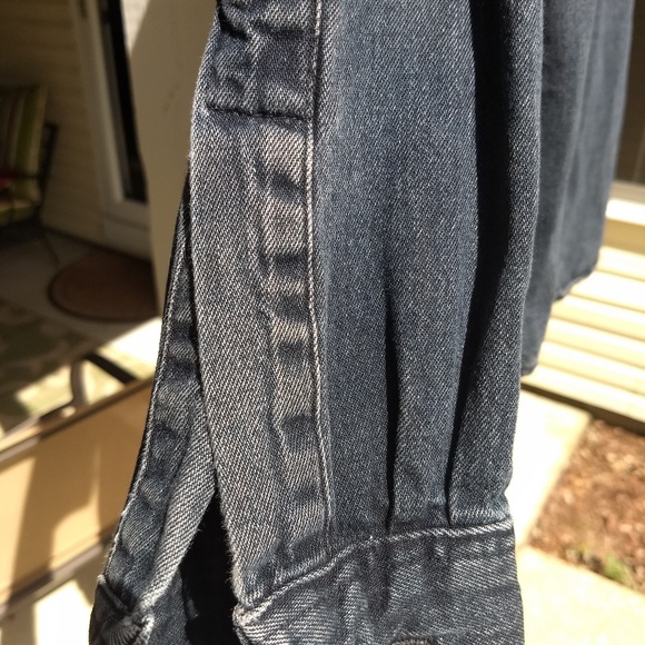 SOLD💥Eddie Bauer Dark Wash Denim jacket - Picture 4 of 5